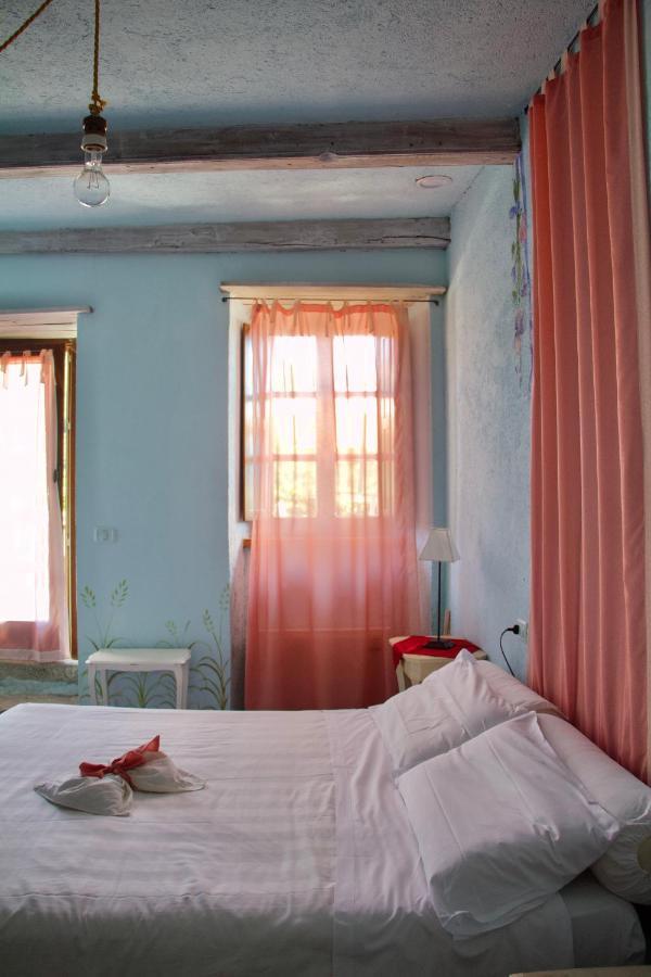 Hostal Borgo Casale Albareto  Exterior foto