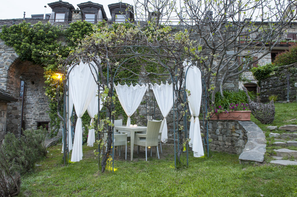 Hostal Borgo Casale Albareto  Exterior foto
